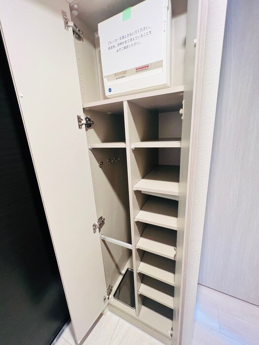 物件内観写真17　(靴箱)