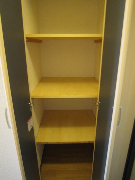 物件内観写真15　(靴箱)