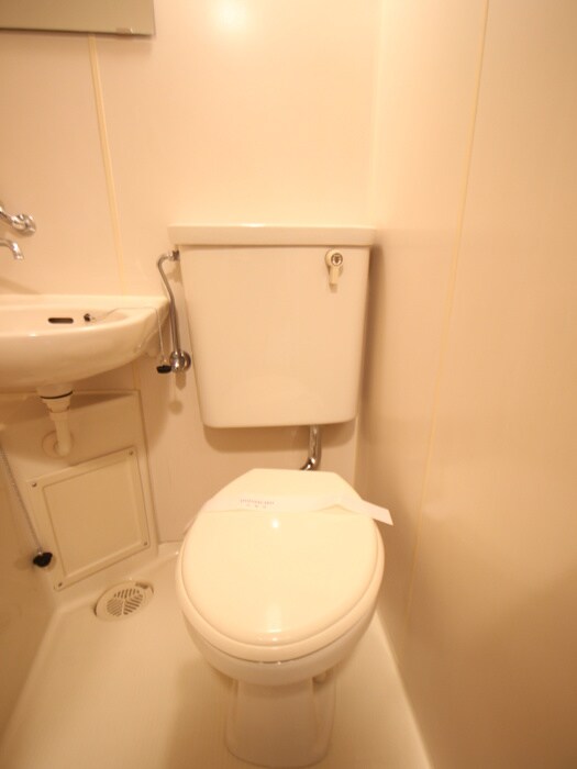 物件内観写真12　(トイレ)