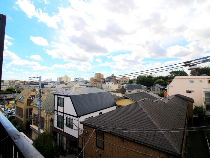 物件内観写真17　(室内からの展望)