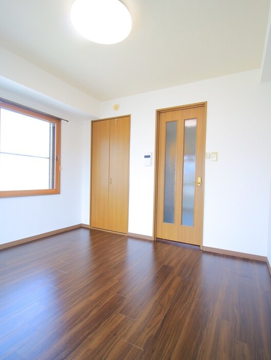 物件内観写真19　(居室)