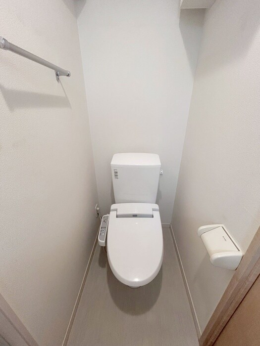 物件内観写真10　(トイレ)