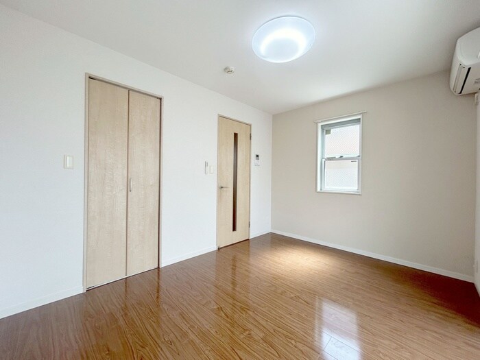 物件内観写真13　(居室)