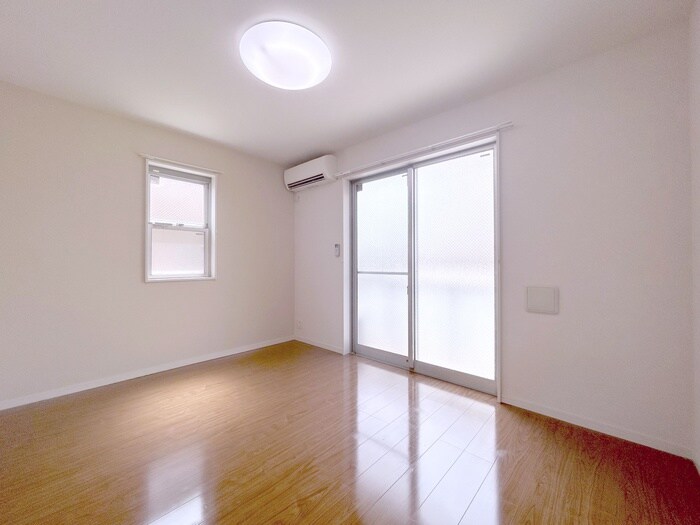 物件内観写真14　(居室)