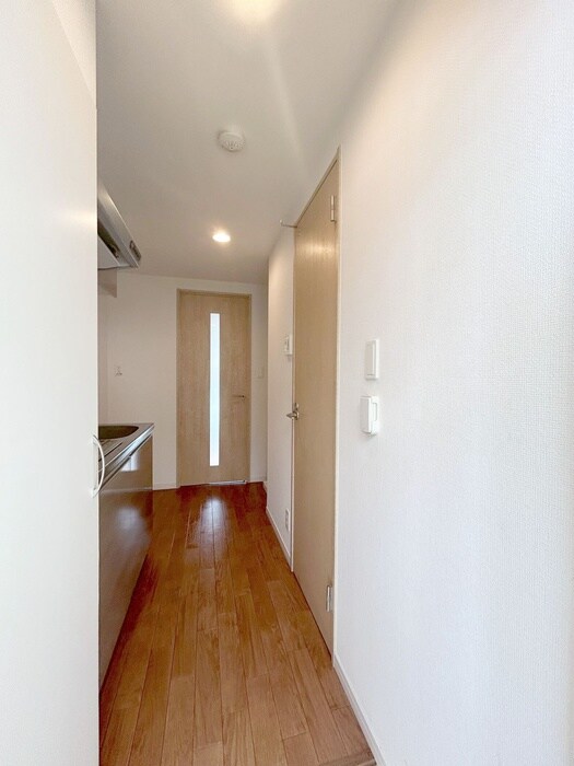 物件内観写真19　(廊下)