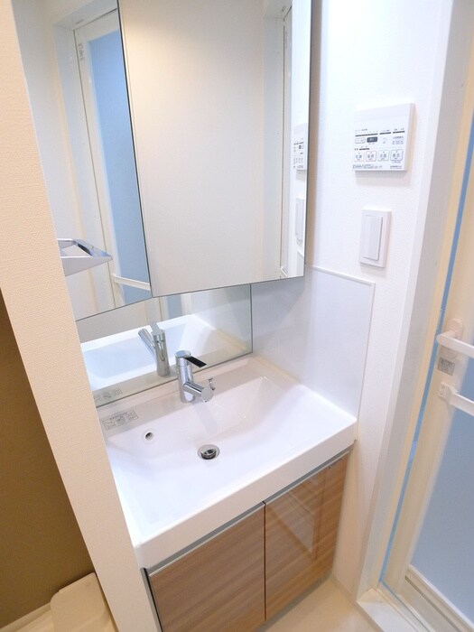 物件内観写真10　(洗面)