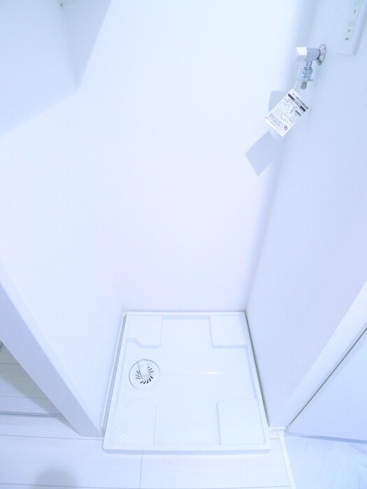 物件内観写真15　(洗濯機置場)