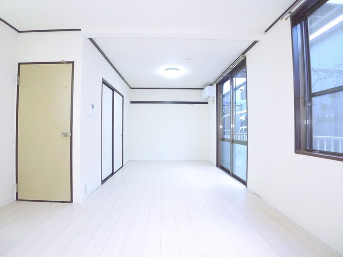 物件内観写真7　(居室)