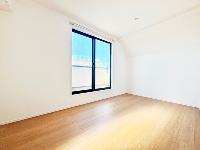物件内観写真15　(居室)