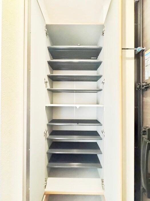 物件内観写真19　(靴箱)