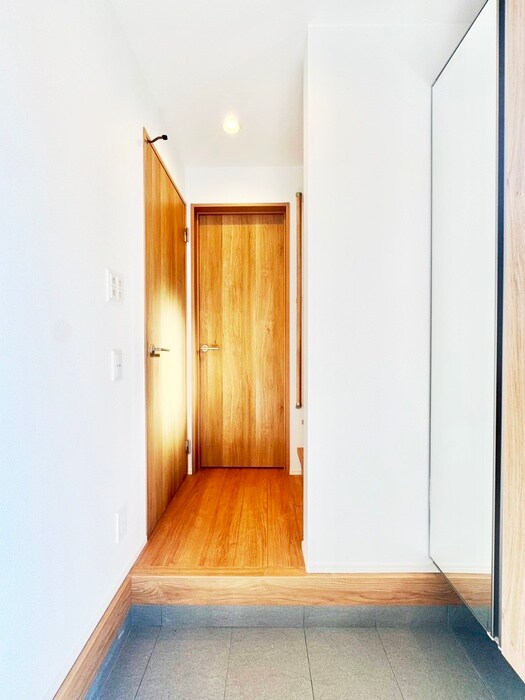 物件内観写真20　(玄関)