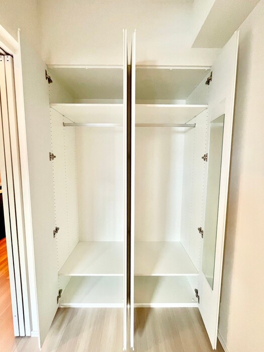 物件内観写真12　(収納)