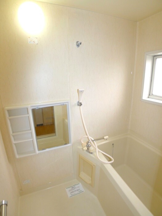 物件内観写真8　(バス／シャワールーム等)