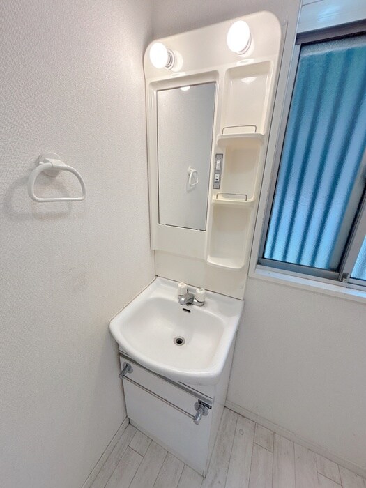 物件内観写真13　(洗面)