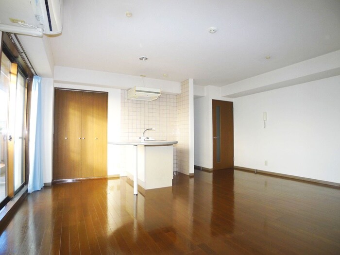 物件内観写真6　(居室)