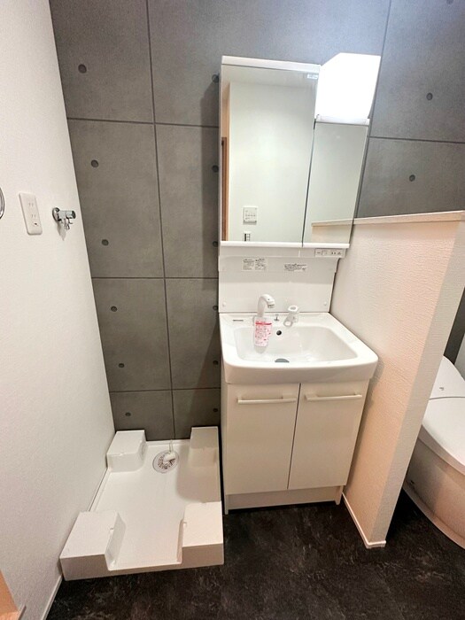 物件内観写真9　(洗面)