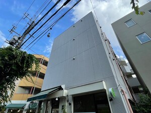 第二村石ビル外観写真