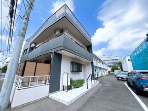 アロ－クレ－ル外観写真