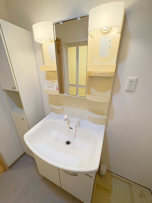 物件内観写真10　(洗面)