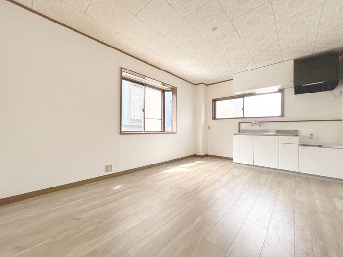 物件内観写真4　(居室)