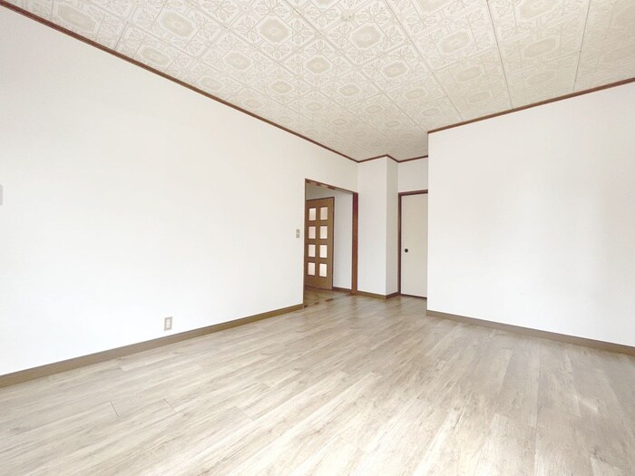 物件内観写真5　(居室)