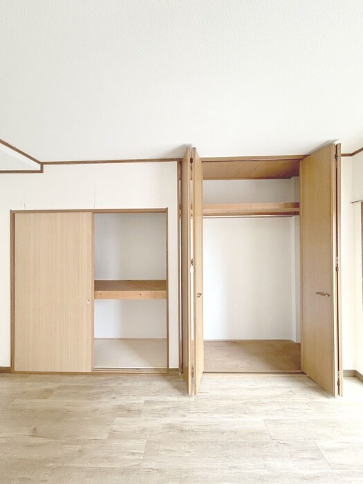 物件内観写真13　(収納)