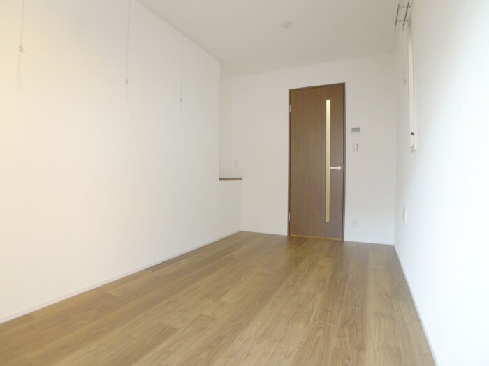 物件内観写真9　(居室)