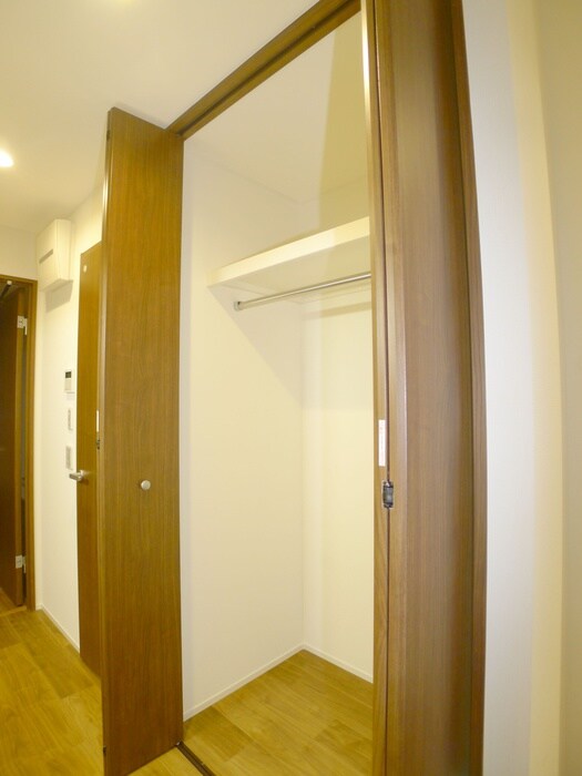 物件内観写真12　(収納)