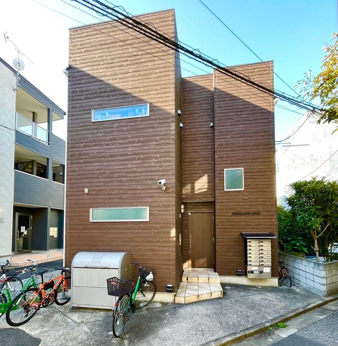 物件外観写真3　(駐輪場)