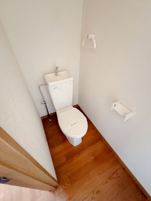 物件内観写真11　(トイレ)