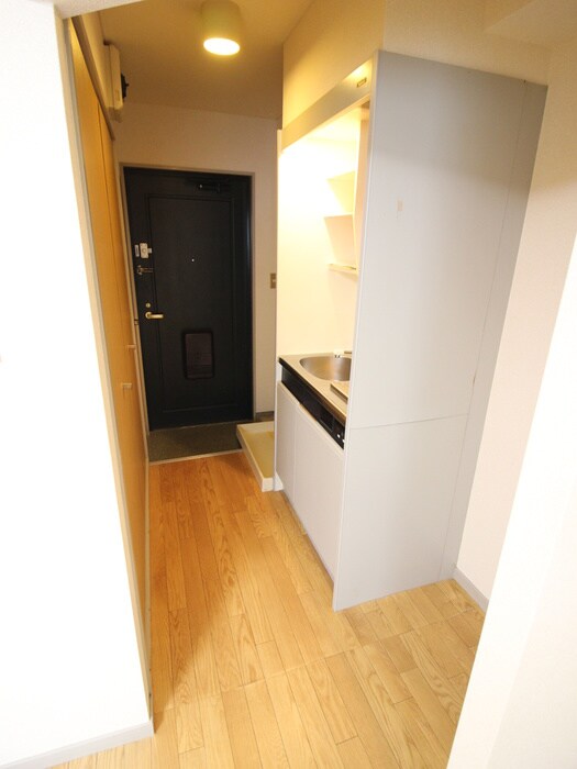 物件内観写真17　(廊下)