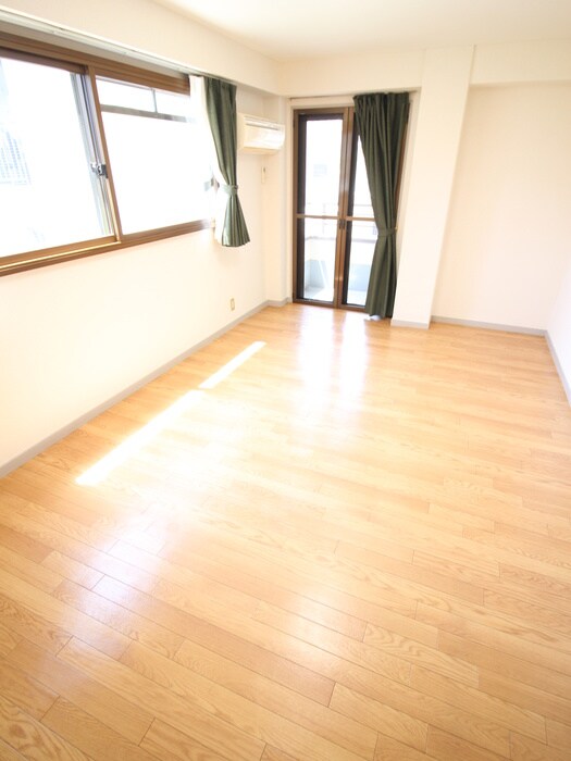 物件内観写真22　(居室)