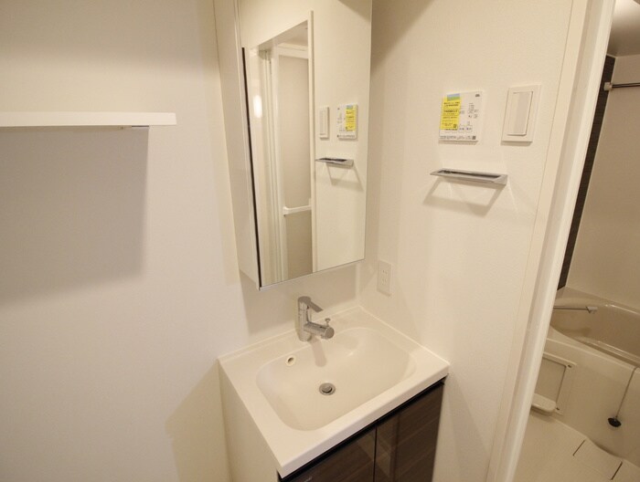 物件内観写真12　(洗面)