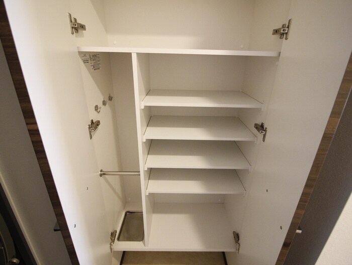 物件内観写真16　(靴箱)