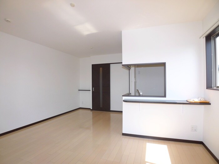 物件内観写真10　(内観写真)