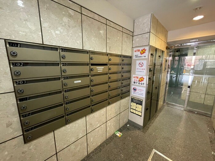 物件外観写真4　(建物設備)