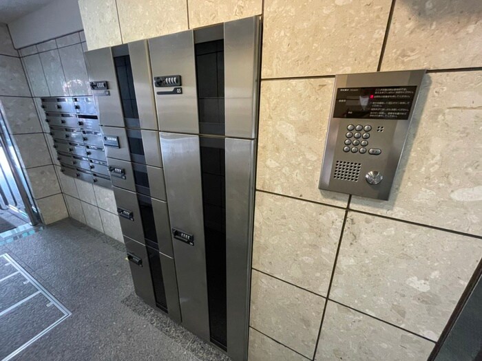 物件外観写真6　(建物設備)