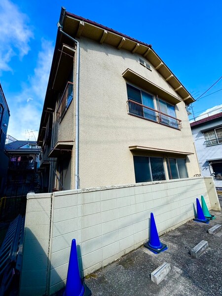 第２鹿利荘外観写真