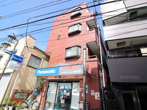 サンブラウン外観写真