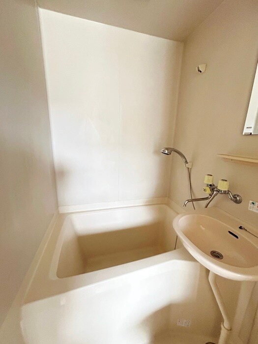 物件内観写真12　(バス／シャワールーム等)