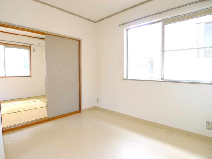 物件内観写真16　(居室)