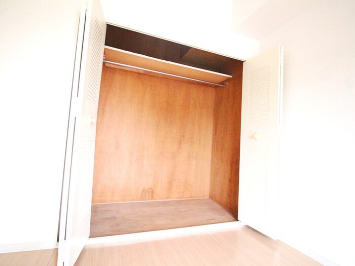 物件内観写真10　(収納)