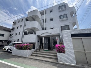 ＳＨＩＮＹ－８ (ｼｬｲﾆｰｴｲﾄ)外観写真