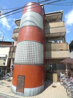 アム－ルＩ・Ｔ外観写真