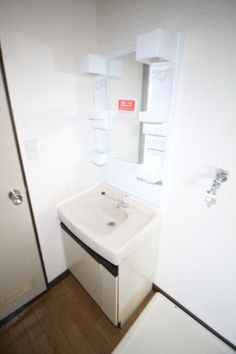 物件内観写真8　(洗面)