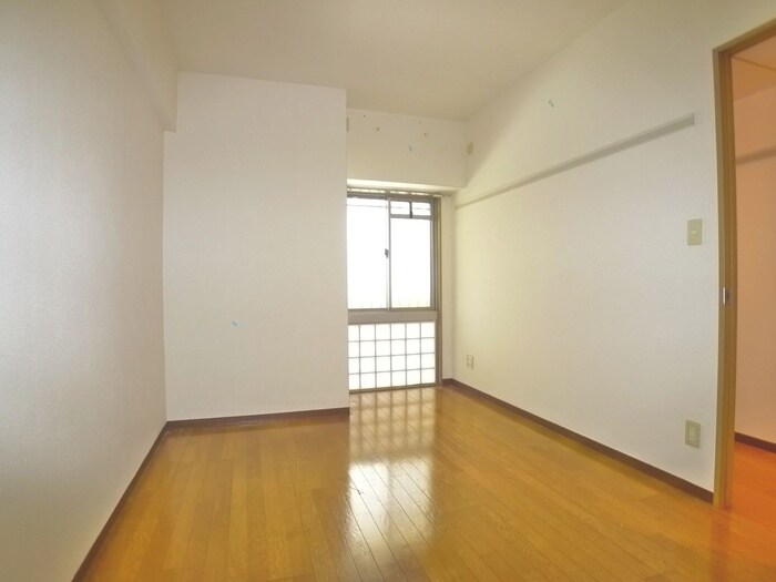 物件内観写真14　(居室)