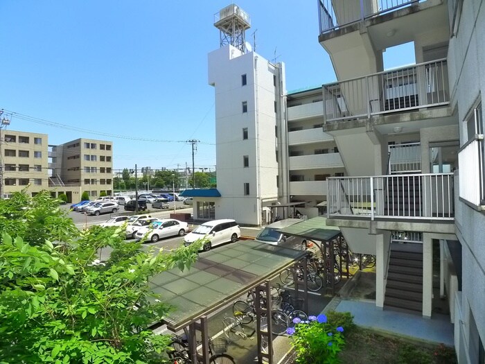 物件内観写真22　(室内からの展望)