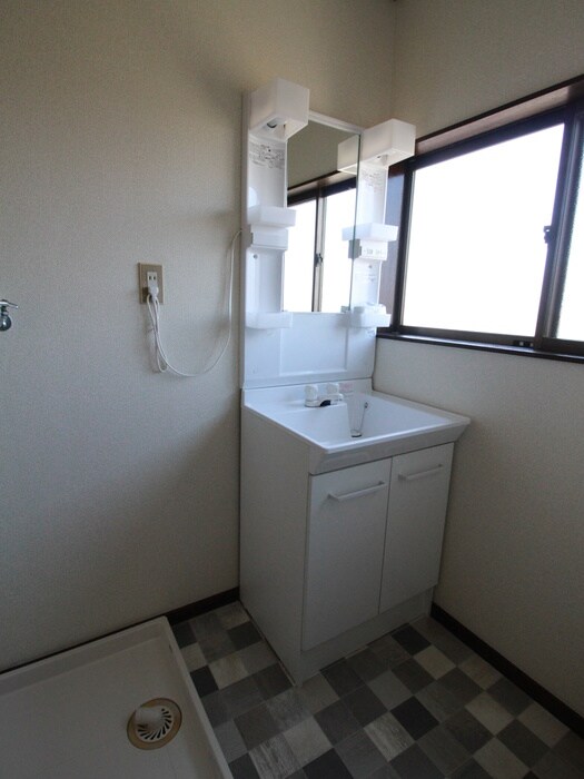 物件内観写真11　(洗面)