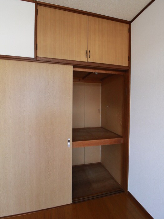 物件内観写真21　(収納)