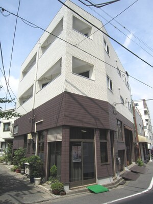 新忠ハウジングビル外観写真